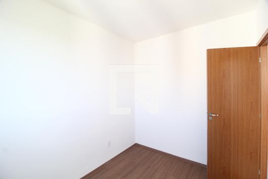 Quarto 2 de apartamento para alugar com 2 quartos, 55m² em Jardim Sul, Uberlândia