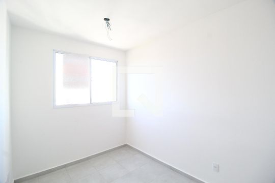 Sala de apartamento para alugar com 2 quartos, 55m² em Jardim Sul, Uberlândia