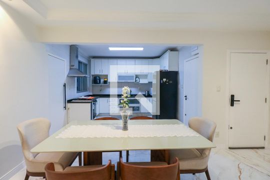 Cozinha de apartamento para alugar com 3 quartos, 112m² em Barcelona, São Caetano do Sul