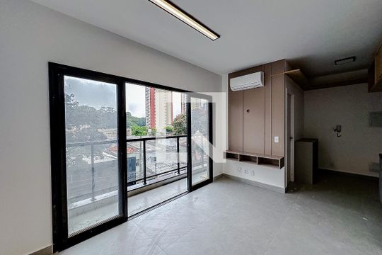 Studio de kitnet/studio para alugar com 1 quarto, 28m² em Cambuci, São Paulo