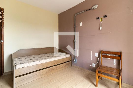 Quarto 1 de casa à venda com 4 quartos, 170m² em Vila Liviero, São Paulo