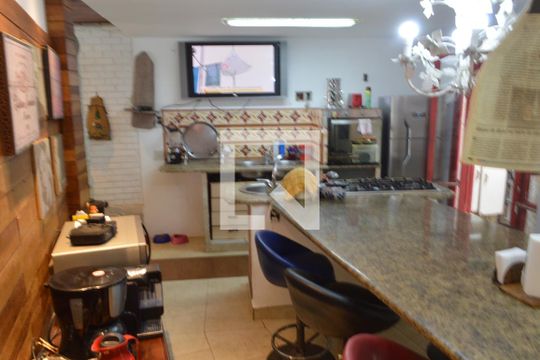 Cozinha de casa de condomínio à venda com 3 quartos, 400m² em Freguesia (jacarepaguá), Rio de Janeiro