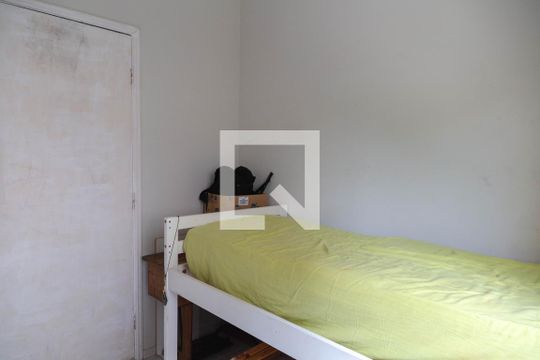 Quarto 1 Casa 1 de casa à venda com 5 quartos, 220m² em Jardim São Domingos, Guarulhos
