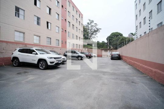 Área comum de apartamento à venda com 3 quartos, 58m² em Conjunto Habitacional Padre Manoel da Nobrega, São Paulo