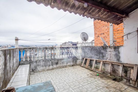 Varanda e Área de Serviço de casa à venda com 2 quartos, 177m² em Veloso, Osasco