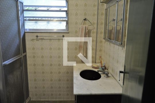 Banheiro de casa à venda com 3 quartos, 185m² em Riachuelo, Rio de Janeiro