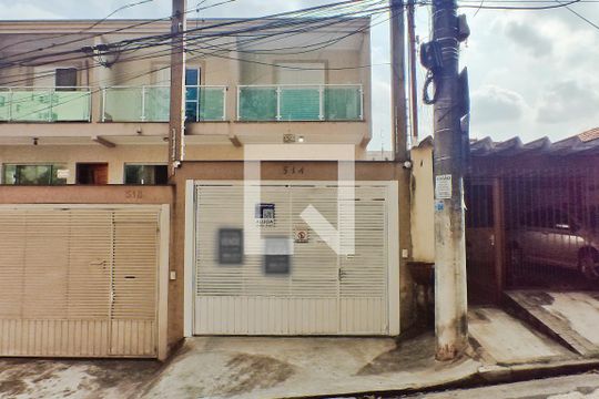 Fachada + placa de casa para alugar com 2 quartos, 128m² em Vila dos Remedios, São Paulo