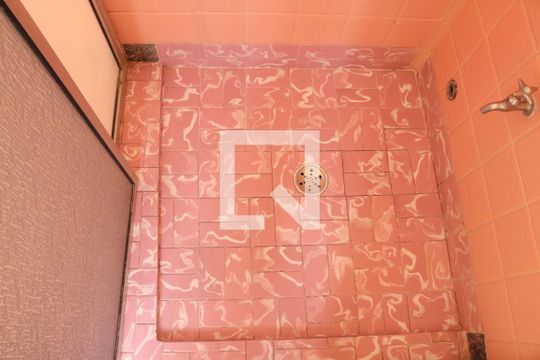 Banheiro 2 de casa à venda com 3 quartos, 170m² em Barra Funda, São Paulo