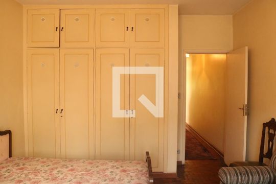 Quarto 2 de casa à venda com 3 quartos, 170m² em Barra Funda, São Paulo