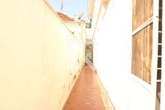 Quintal de casa à venda com 3 quartos, 170m² em Barra Funda, São Paulo