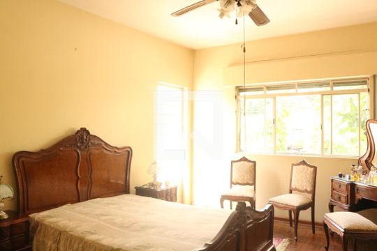 Quarto 3 de casa à venda com 3 quartos, 170m² em Barra Funda, São Paulo