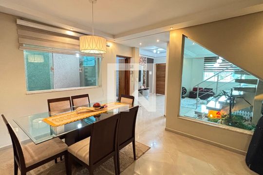 Sala - Sala de Jantar de casa à venda com 4 quartos, 214m² em Vila Curuçá, Santo André