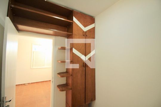 Quarto 2 de apartamento para alugar com 3 quartos, 64m² em Candeal, Salvador