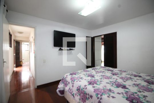 Suíte de casa de condomínio à venda com 4 quartos, 250m² em Taquara, Rio de Janeiro