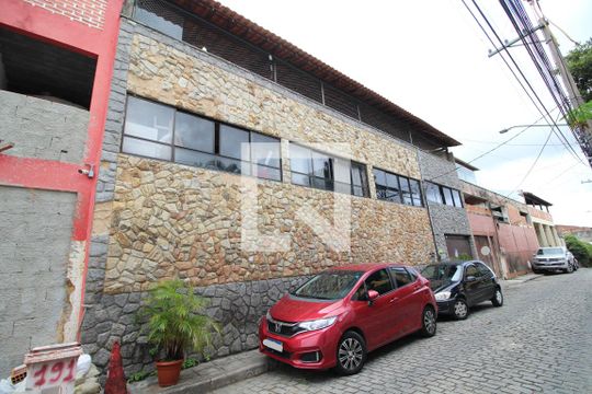 Fachada com Placa de casa de condomínio à venda com 4 quartos, 250m² em Taquara, Rio de Janeiro