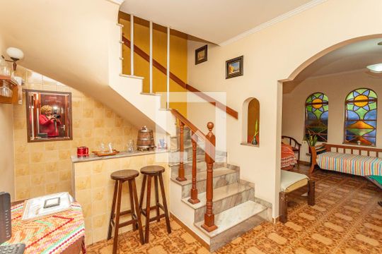 Hall de entrada de casa à venda com 3 quartos, 133m² em Taboão, São Bernardo do Campo