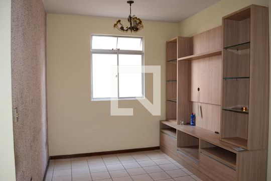 Apartamento à venda com 2 quartos, 60m² em Sagrada Família, Belo Horizonte