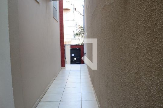 Hall de apartamento à venda com 2 quartos, 60m² em Sagrada Família, Belo Horizonte