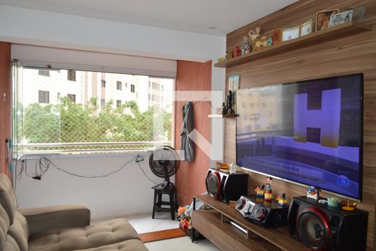 Sala de apartamento à venda com 3 quartos, 70m² em Cambuci, São Paulo