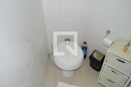 Banheiro de apartamento à venda com 3 quartos, 70m² em Cambuci, São Paulo