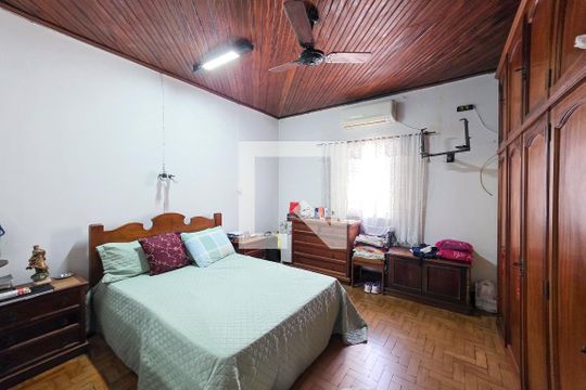 Quarto de casa para alugar com 1 quarto, 180m² em Monte Castelo, São José dos Campos