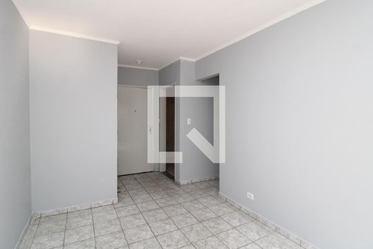 Sala de apartamento para alugar com 2 quartos, 70m² em Vila Sabrina, São Paulo