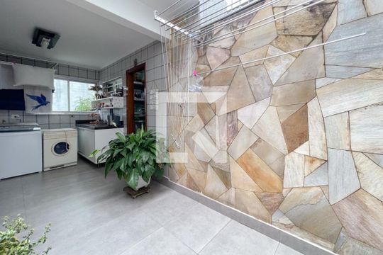 Área de Serviço de casa à venda com 3 quartos, 165m² em Vila Dusi, São Bernardo do Campo