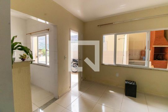 Vista do Quarto 2 de casa à venda com 2 quartos, 200m² em Piratininga, Niterói