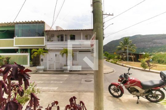 Vista do Quarto 1 de casa para alugar com 2 quartos, 200m² em Piratininga, Niterói
