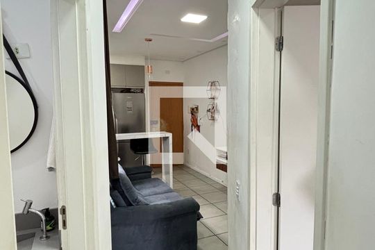 Corredor de apartamento para alugar com 2 quartos, 80m² em Vila Príncipe de Gales, Santo André