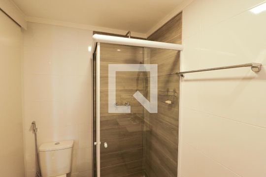 Studio/Banheiro de kitnet/studio para alugar com 0 quarto, 29m² em Tucuruvi, São Paulo