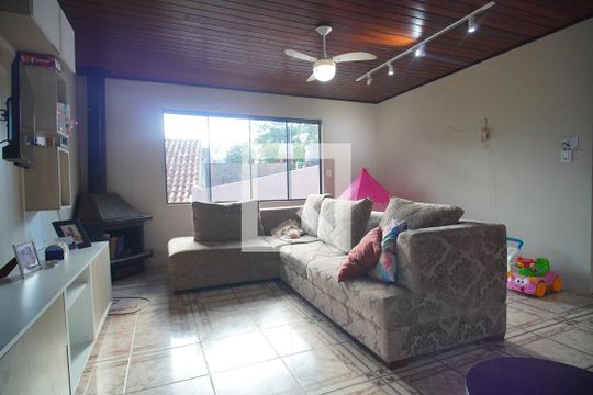 Casa para alugar com 1 quarto, 200m² em Operário, Novo Hamburgo
