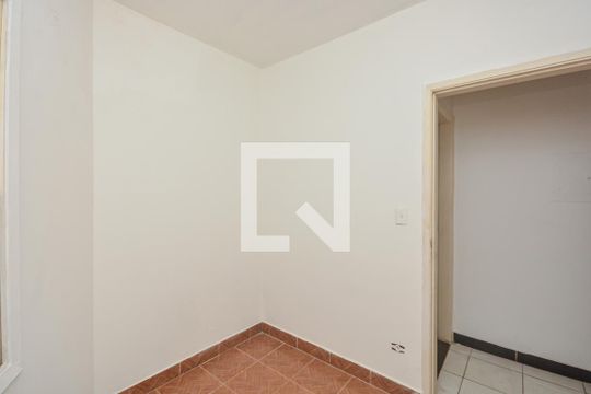 Escritório de casa para alugar com 4 quartos, 128m² em Jardim Ernestina, São Paulo