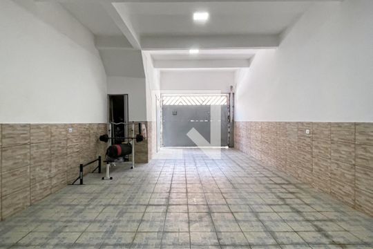 Garagem de casa para alugar com 1 quarto, 200m² em Jardim Thelma, São Bernardo do Campo