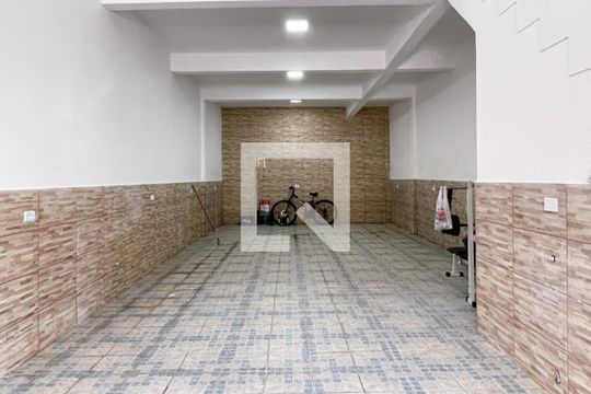 Garagem de casa para alugar com 1 quarto, 200m² em Jardim Thelma, São Bernardo do Campo