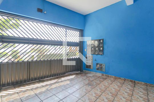 Garagem de casa para alugar com 1 quarto, 70m² em Jardim Sapopemba, São Paulo
