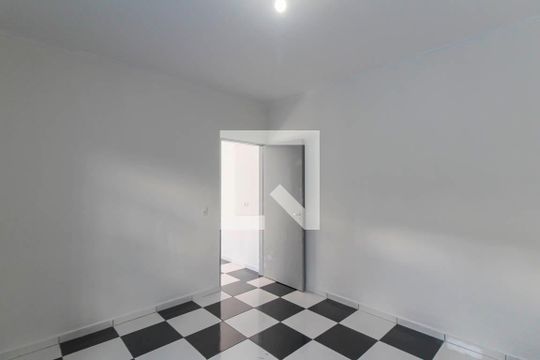 Quarto de casa para alugar com 1 quarto, 70m² em Jardim Sapopemba, São Paulo