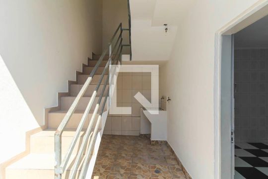 Área de Serviço de casa para alugar com 1 quarto, 70m² em Jardim Sapopemba, São Paulo