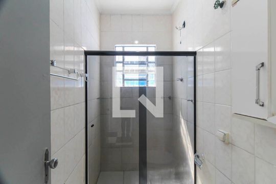 Banheiro de casa para alugar com 1 quarto, 70m² em Jardim Sapopemba, São Paulo