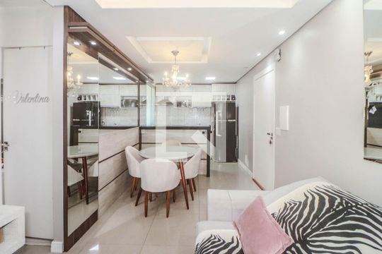 Sala de apartamento à venda com 2 quartos, 51m² em Rubem Berta, Porto Alegre