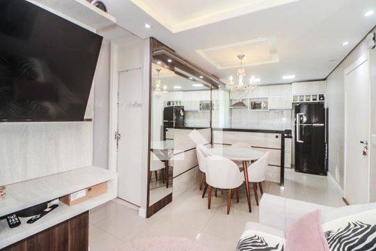 Sala de apartamento à venda com 2 quartos, 51m² em Rubem Berta, Porto Alegre