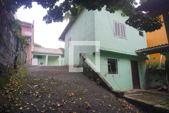 Entrada de casa para alugar com 1 quarto, 200m² em Rio Branco, Novo Hamburgo