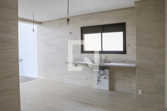 Cozinha de apartamento à venda com 3 quartos, 312m² em Perdizes, São Paulo