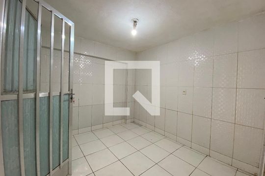 Sala/ quarto de casa para alugar com 1 quarto, 100m² em Higienópolis, Rio de Janeiro