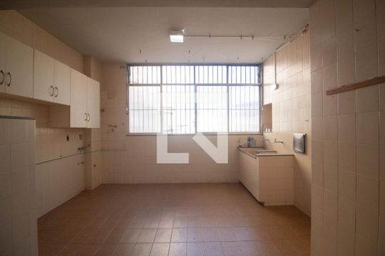 Área de serviço de apartamento à venda com 4 quartos, 241m² em Copacabana, Rio de Janeiro