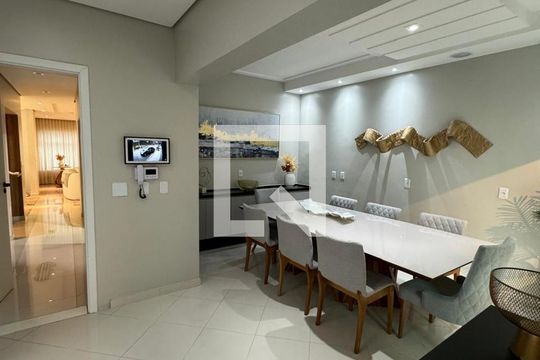 Sala de casa à venda com 4 quartos, 410m² em Jardim Maia, Guarulhos