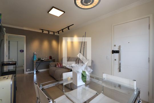 Sala de apartamento à venda com 2 quartos, 60m² em Vila Diva (zona Leste), São Paulo