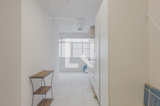 Área de Serviço de apartamento à venda com 4 quartos, 240m² em Cerqueira César, São Paulo
