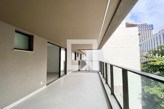 Varanda de apartamento à venda com 3 quartos, 147m² em Botafogo, Rio de Janeiro