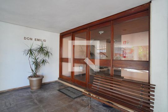 Área comum de apartamento para alugar com 1 quarto, 77m² em Passo D’areia, Porto Alegre